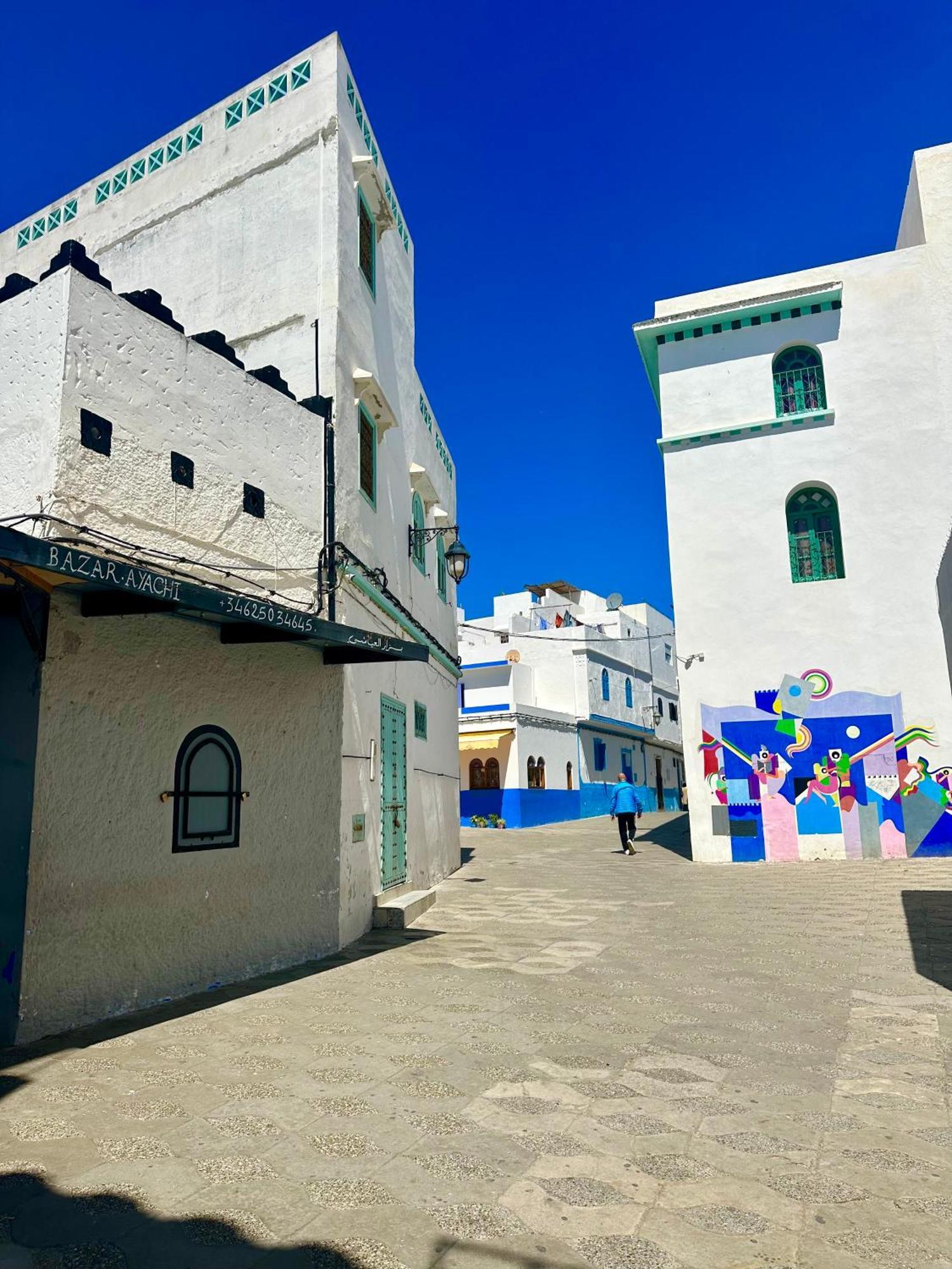 Asilah Vip - Haut Standing - Vue Mer - Piscines - Plage A 5 Minute - Garage Privee - Acces Pmr Ngoại thất bức ảnh